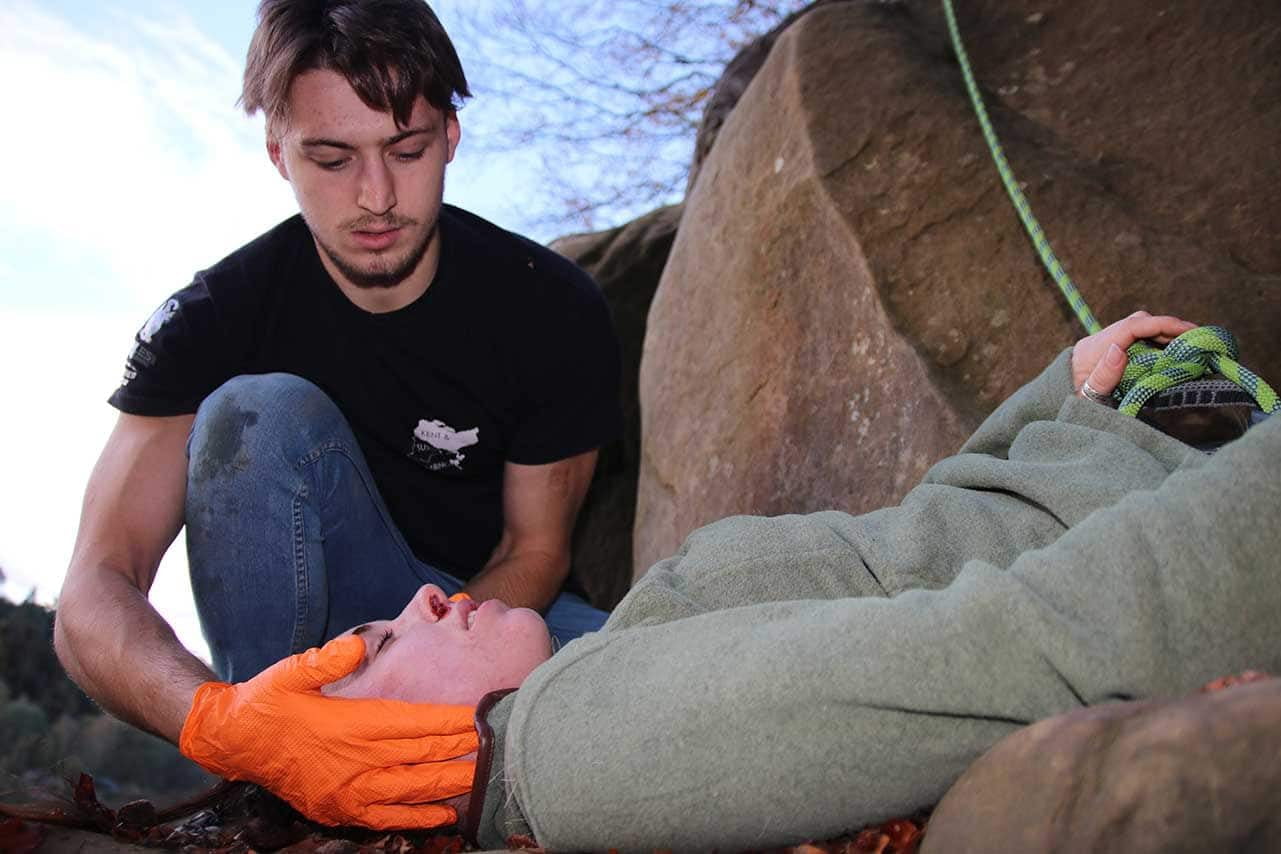 Outdoor First Aid Courses in and around Hampshire