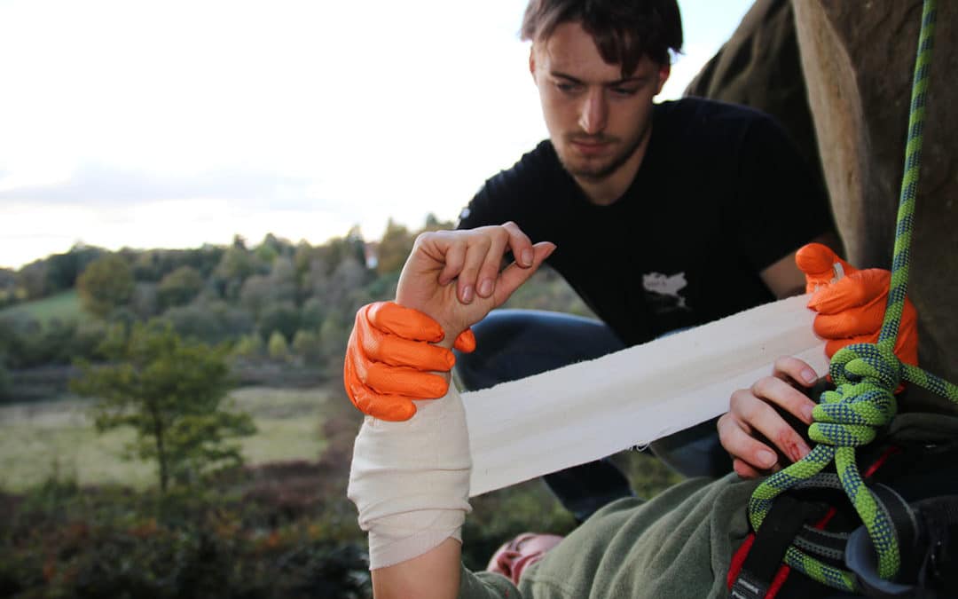 Become an Outdoor Adventure Pro with First Aid Training in Cornwall
